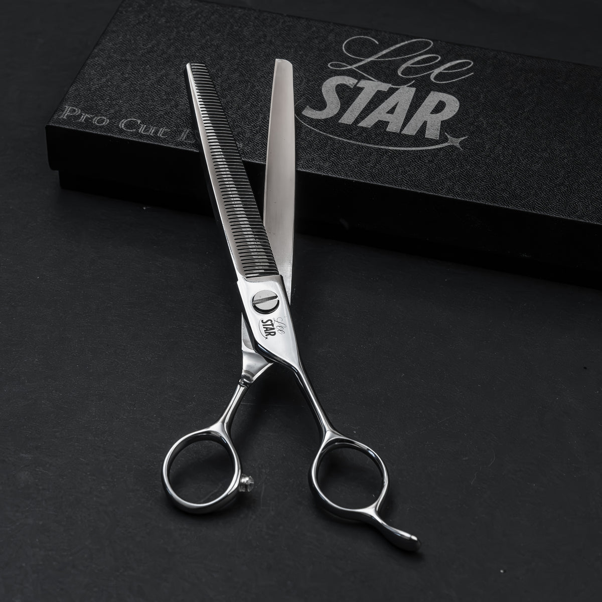 Foarfecă Premium de Filat Grooming Canin Comet (LeeStar Platinum) - 7.5"
